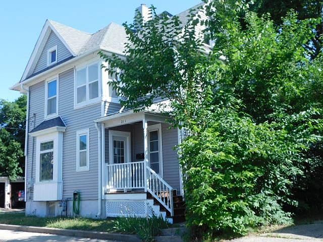 1st image of 211 Franklin Pl