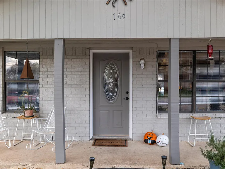 169 Prairie Creek Cir — Photo 4