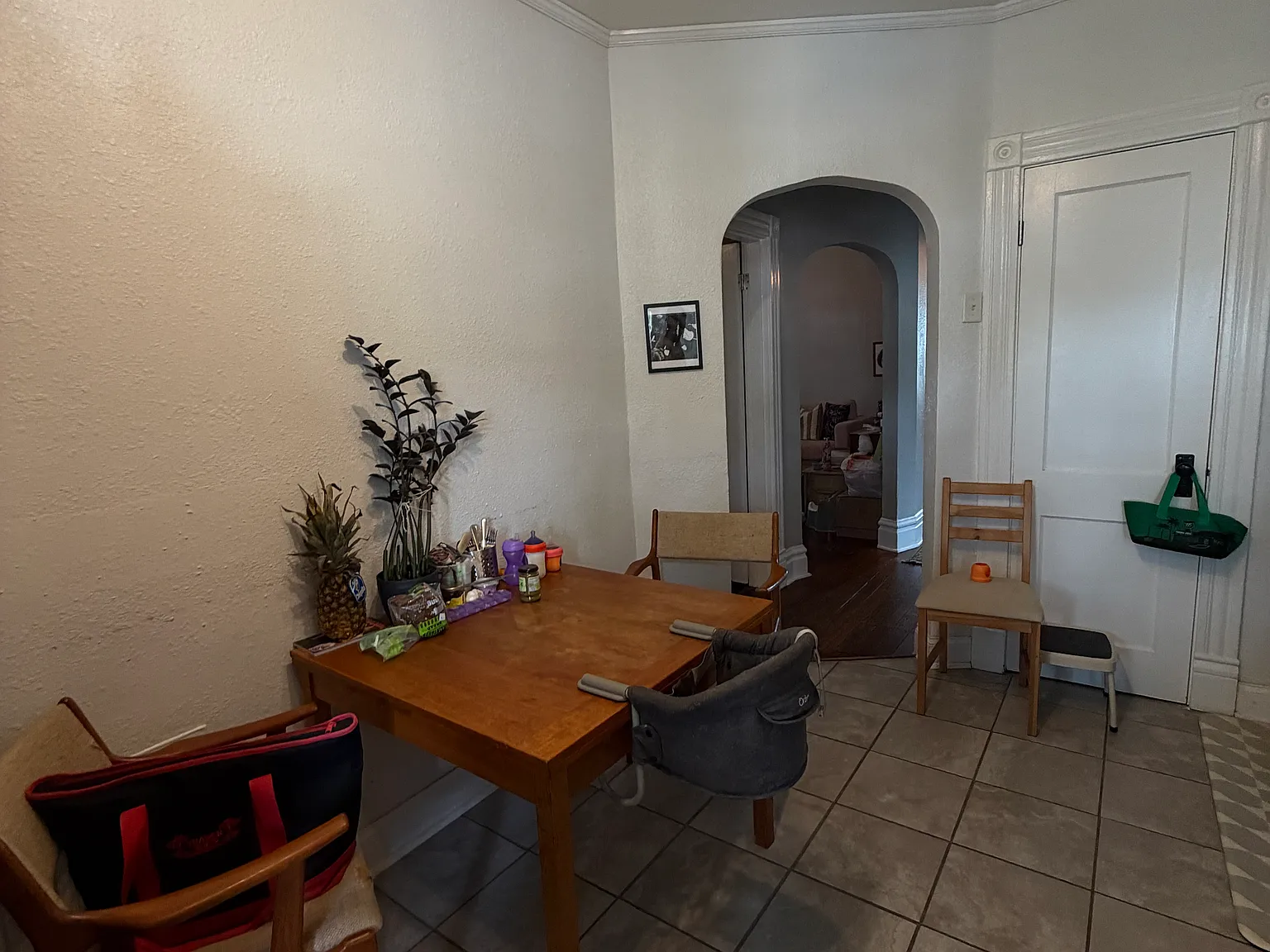 3 bed, 1225 sqft, $1,600 — Photo 4