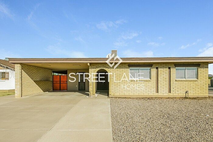 1st image of 2302 W Aster Dr