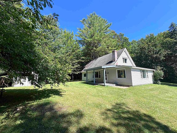 5th image of 1690 West Hill Road