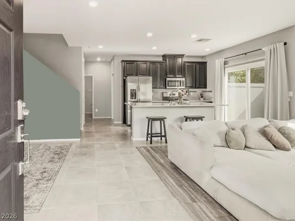 4466 Shimmering Skies St Unit 1032, North Las Vegas, NV 89031