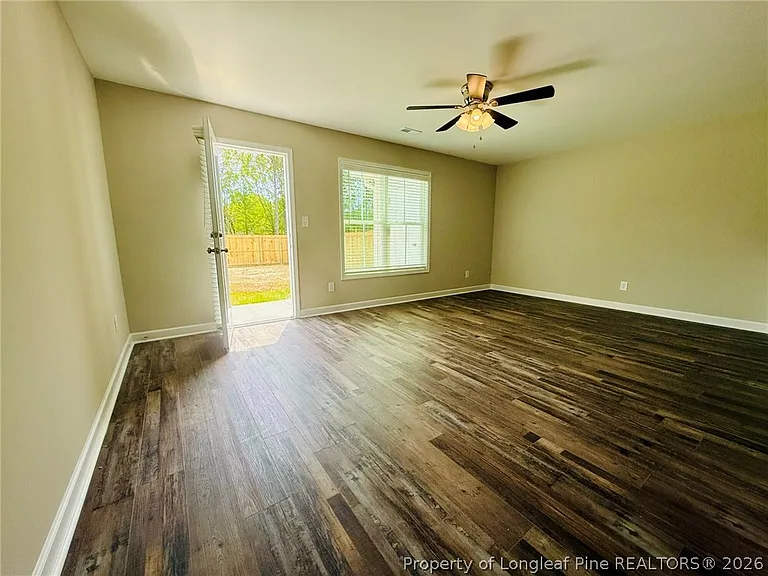 8107 King Rd — Photo 2