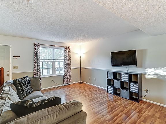 4th image of 5135 Singleton Dr #42C