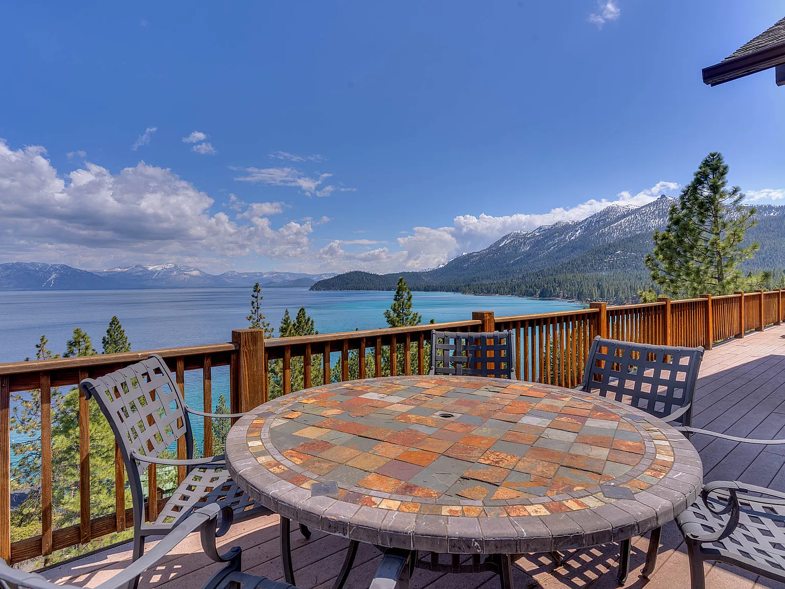 3 bed, 2200 sqft, $6,953 — Photo 3