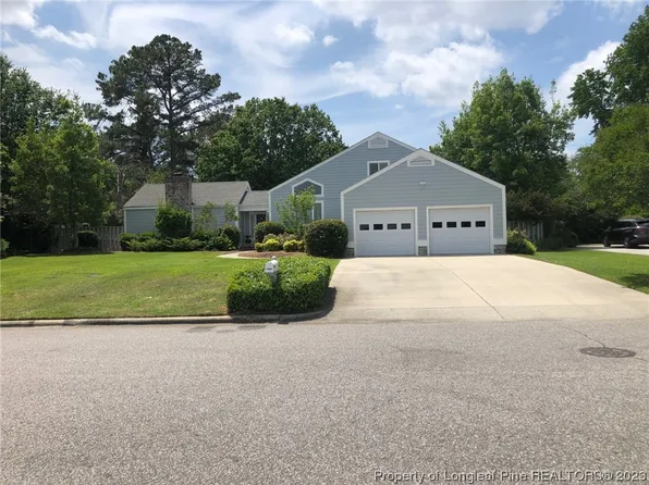 4262 N Walnut St, Lumberton, NC 28358