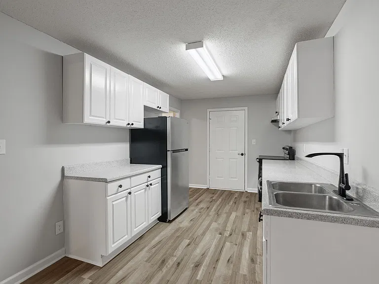 3607 Winchester Rd #K — Photo 2