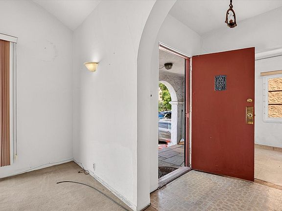 4th image of 3526 Brighton Ave