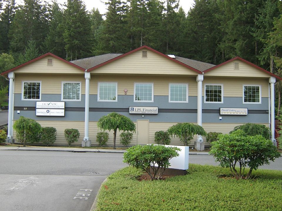 1st image of 10 NE Creelman Ln