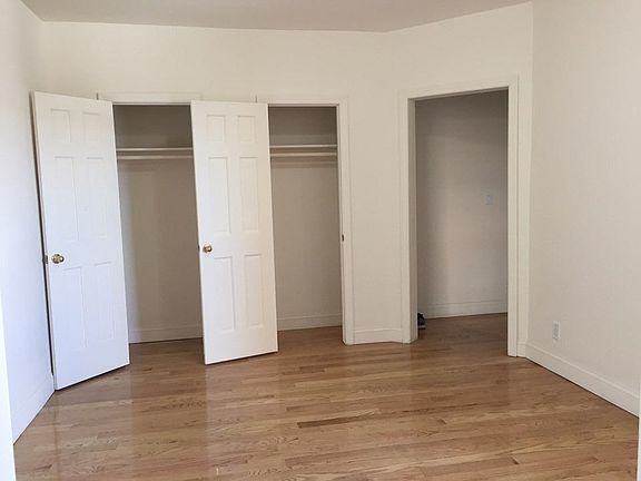 3rd image of 4007 67th St APT 26
