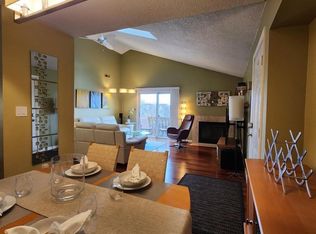 5321 Ravens Crest Dr, Plainsboro, NJ