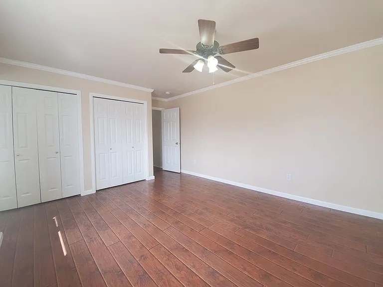 2421 S Arthur Ct — Photo 17