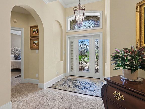 4th image of 1416 Saint Thomas Circle