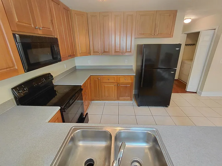 3150 Sawtooth Dr — Photo 4