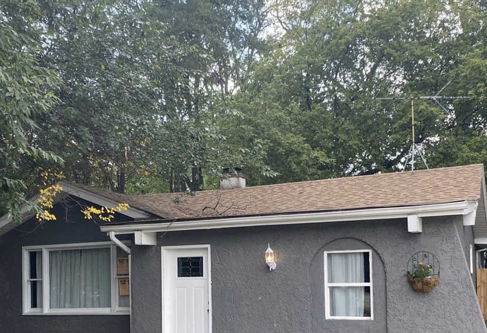2nd image of 42 N Elm St