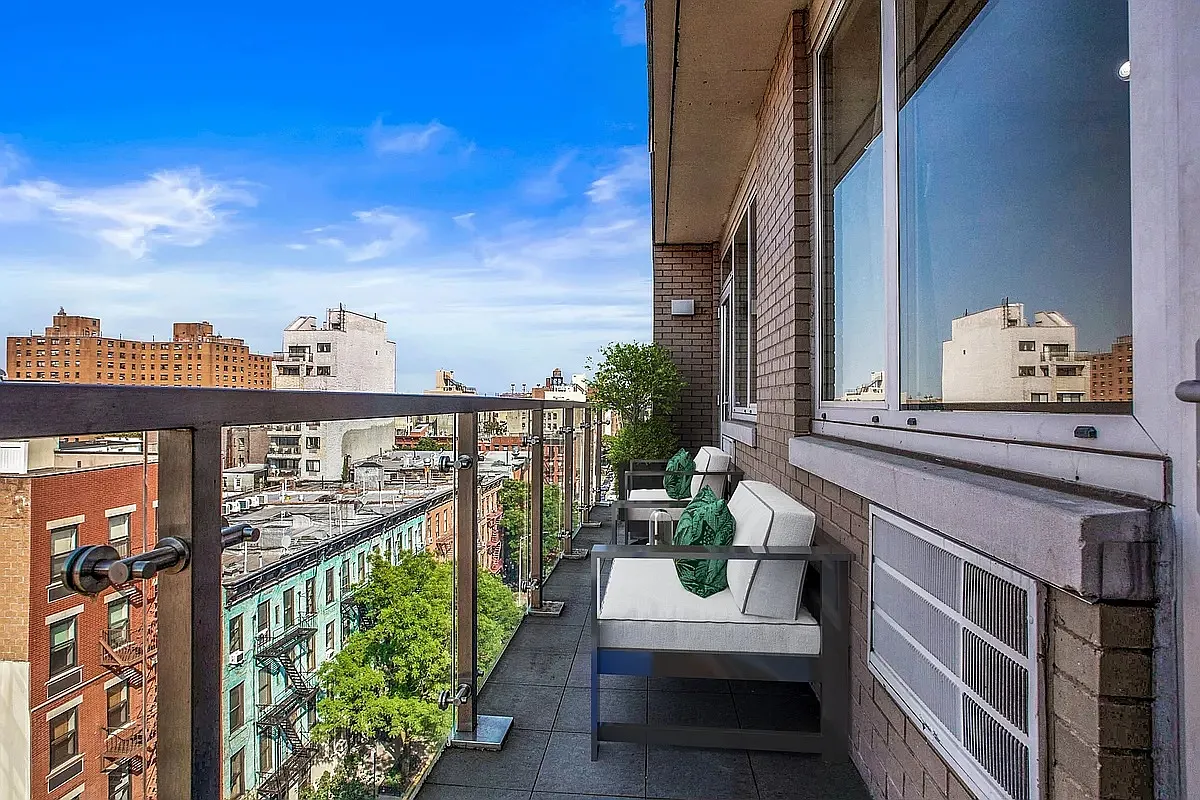 222 East 111th Street — Photo 4
