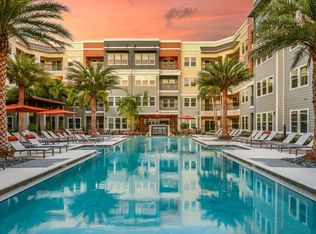 Grady Square, Tampa, FL 33607