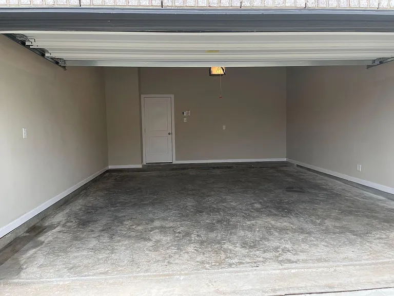 2507 Manor Valley Ct — Photo 9
