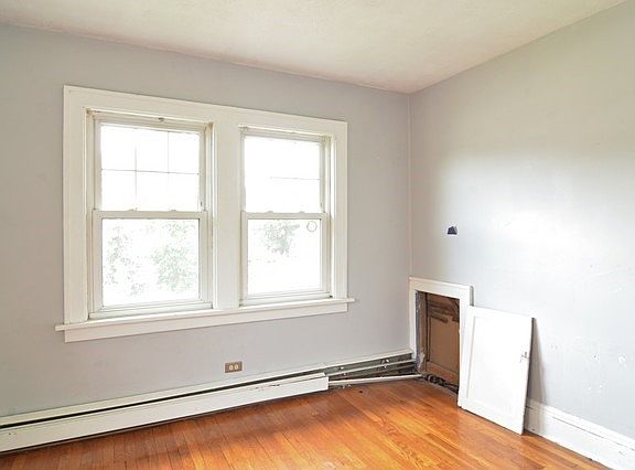 5th image of 17716 Lakewood Heights Blvd