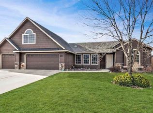 663 E Ridgestone Dr, Kuna, ID 83634