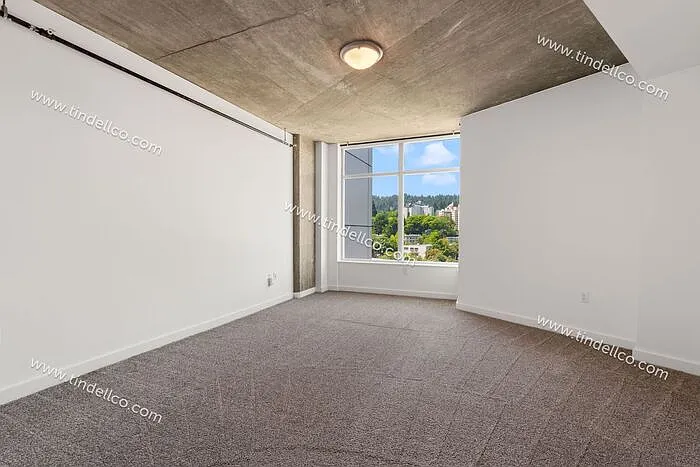 1926 W Burnside St #1102 — Photo 7