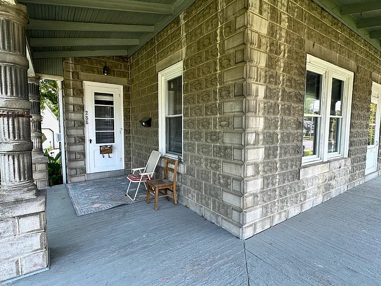 288 W Main St — Photo 4