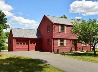 42 Farmingdale Rd, Wethersfield, CT 06109