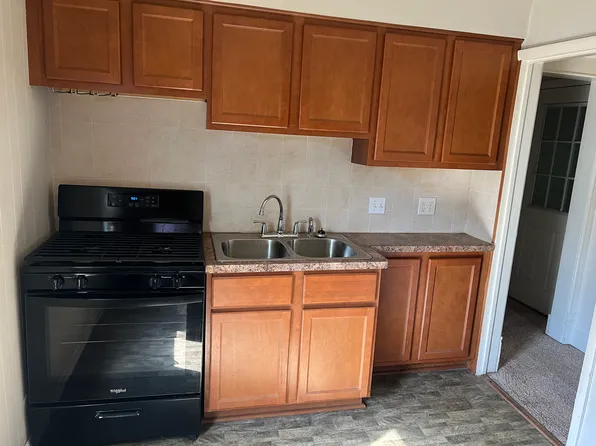 6020 31st Ave, Kenosha, WI 53142
