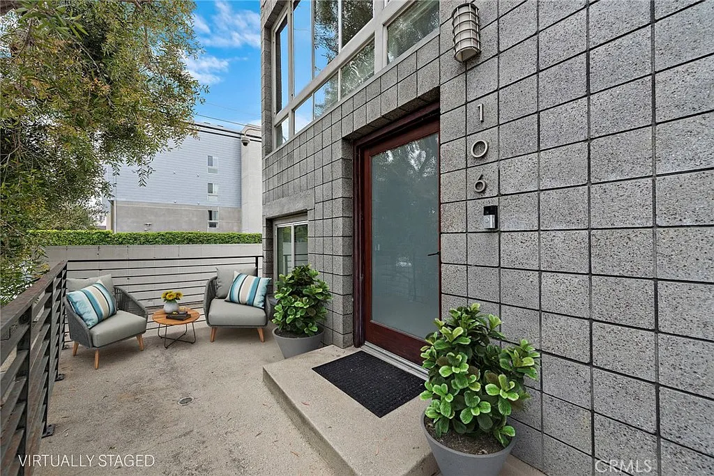 3 bed, 3.5 bath, 1960 sqft, $7,500 — Photo 4