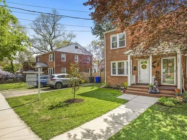 1206 S Buchanan St, Arlington, VA 22204