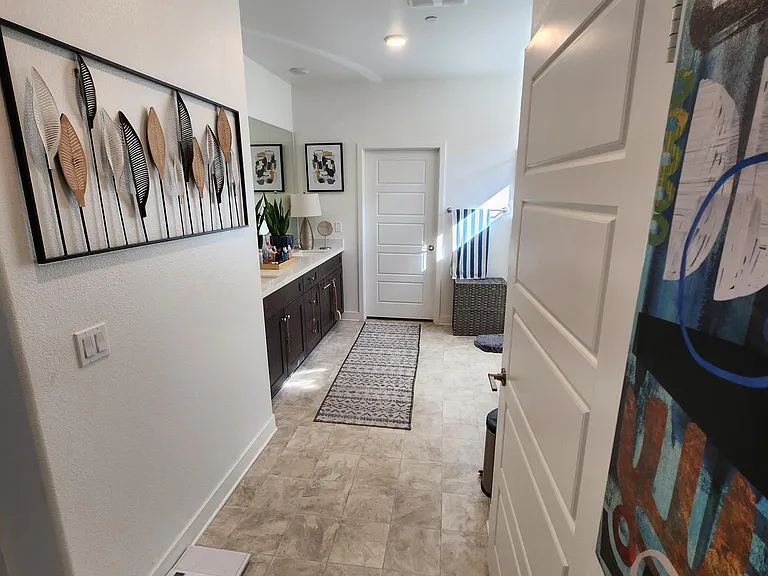 1627 Spring Run Ln — Photo 8