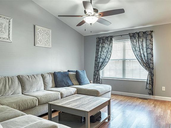 4th image of 2510 Amarillo Dr