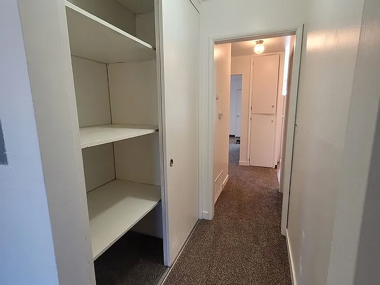 821 Cannon Ln — Photo 8