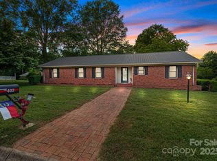 402 School St, Rockwell, NC 28138
