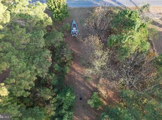 27338 Cash Corner Rd, Crisfield, MD 21817