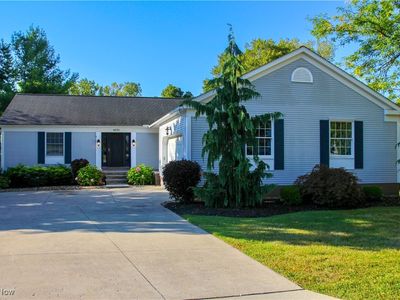 6670 Arlington Dr, Westfield Center, OH, 44251