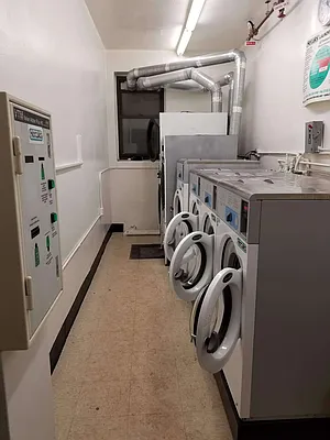 Rented by Max & Associates Realty Corp | media 22