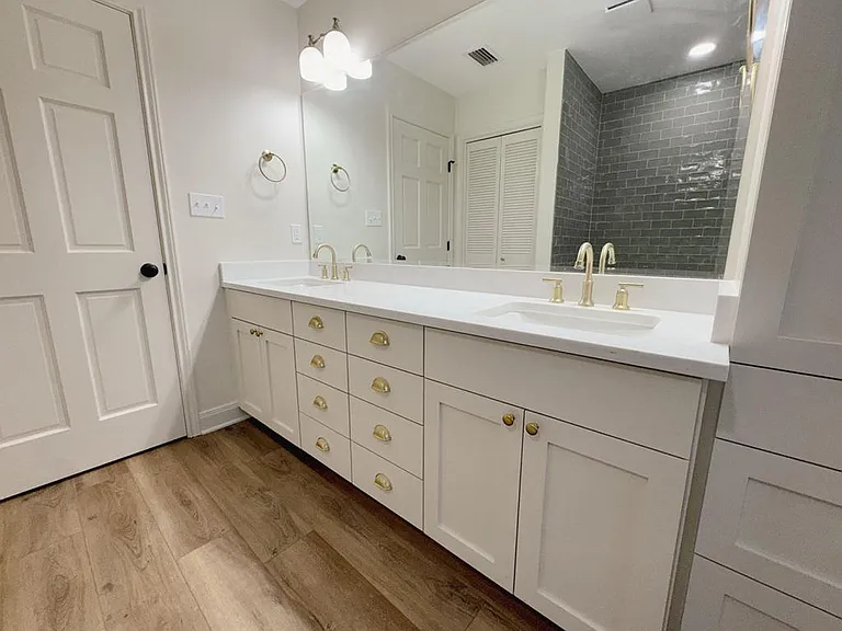 5121 FM 446 — Photo 24