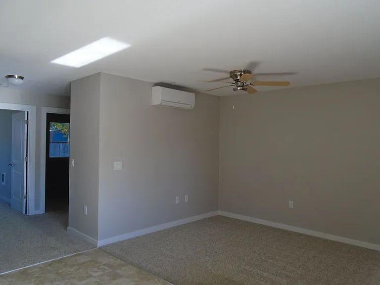751-757 Plymouth Dr N — Photo 20