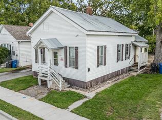 810 McKinley St, Oshkosh, WI 54901