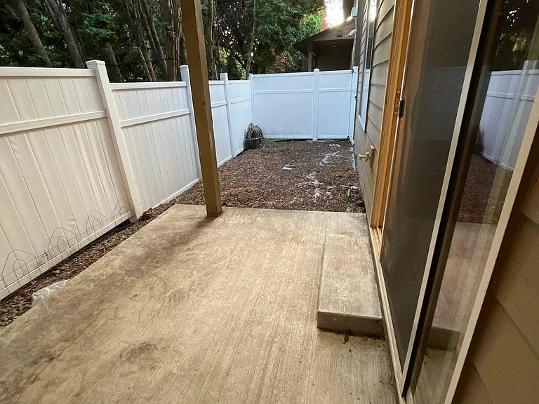 6835 NE 124th Ave — Photo 8