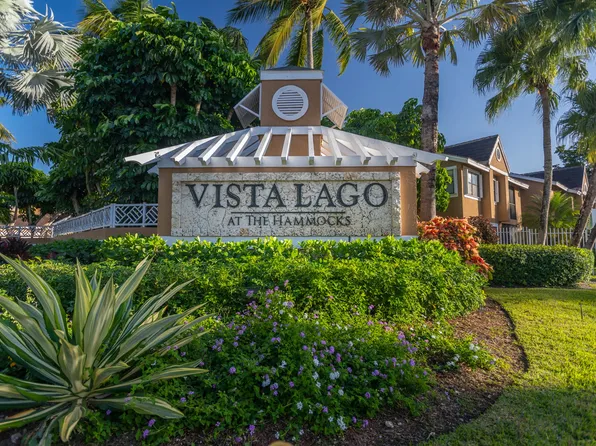 Vista Lago at the Hammocks