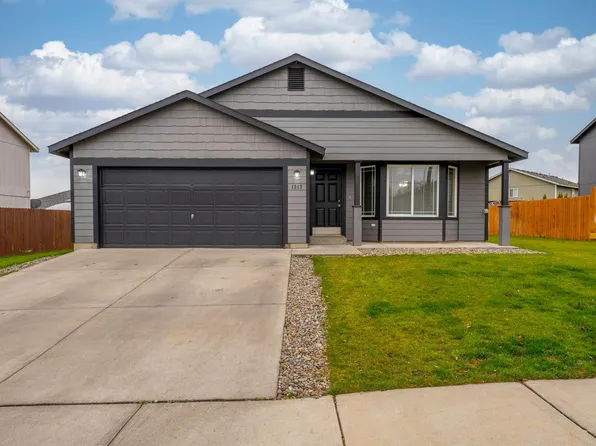 1217 South St, Sunnyside, WA 98944