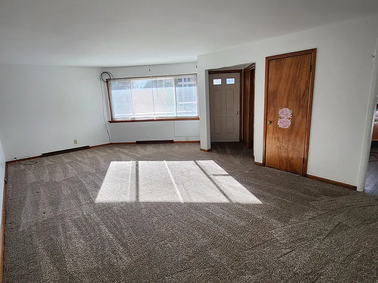 710 N Swords Ave #706 — Photo 3