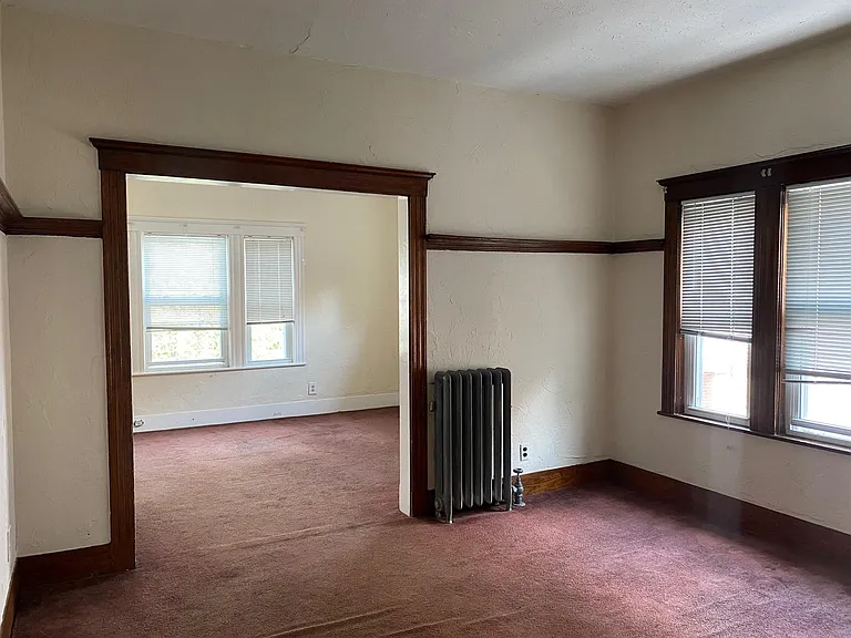 96 Capen St #2 — Photo 6