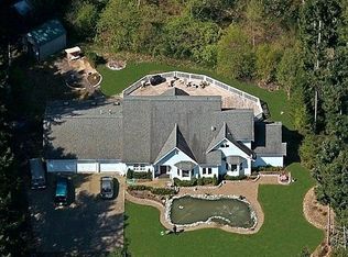 345 Rhododendron Ln, Brinnon, WA 98320