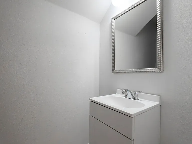 2095 Betty Davis St — Photo 11