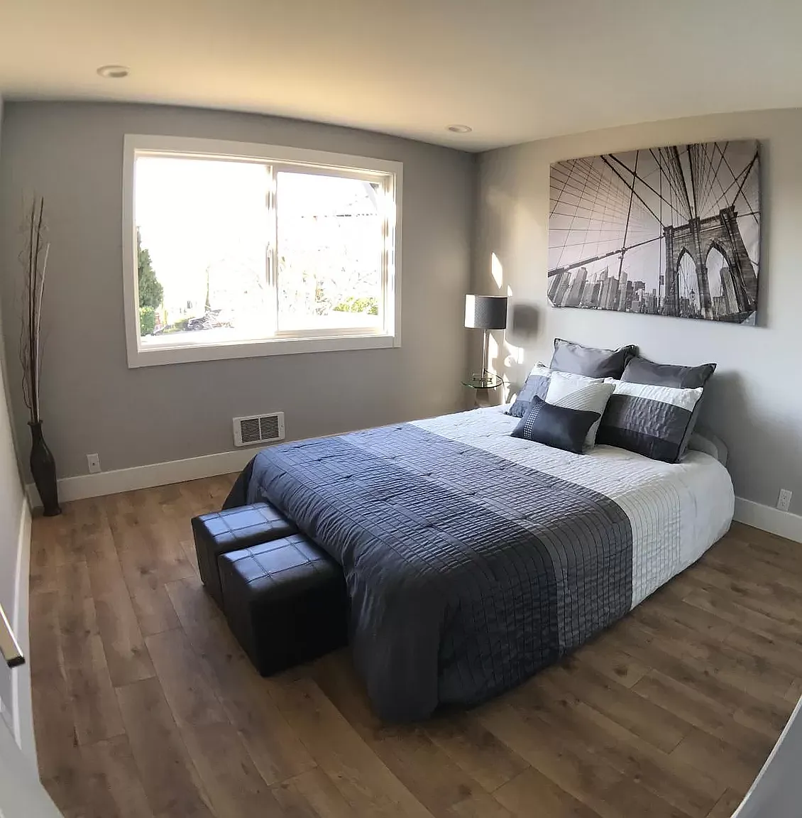 4 bed, $1,000 — Photo 3