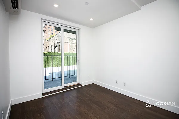 Rented by Nooklyn NYC LLC | media 39