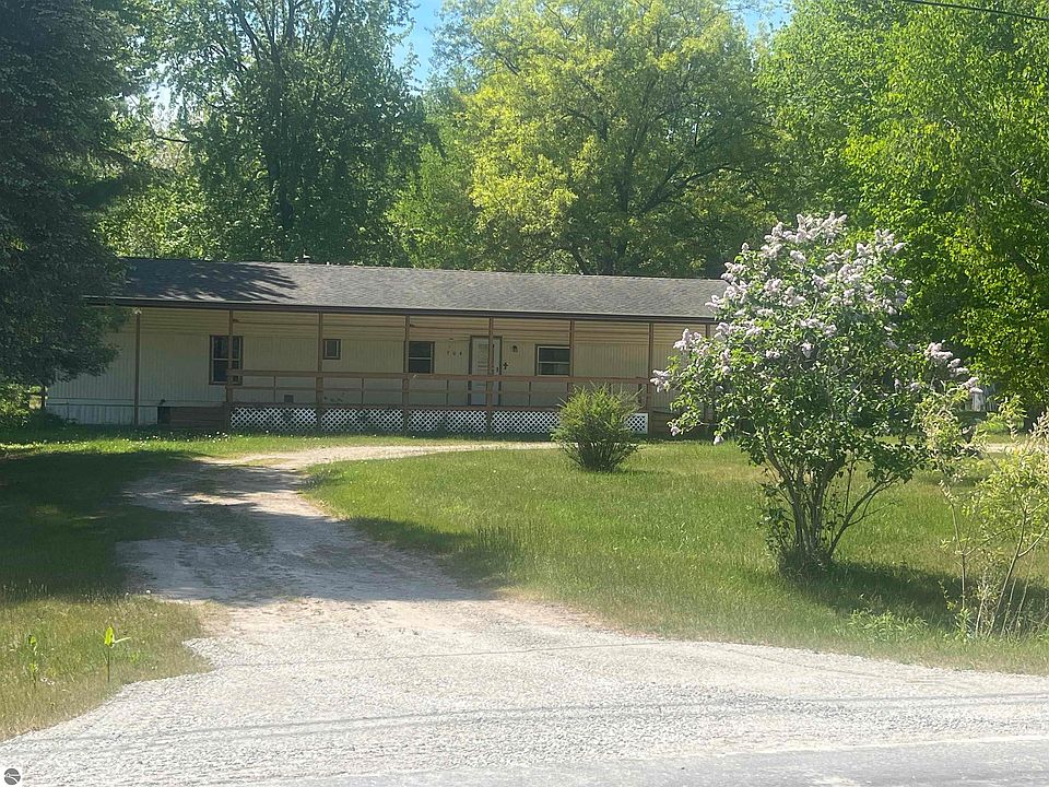 1st image of 704 S Delano Rd